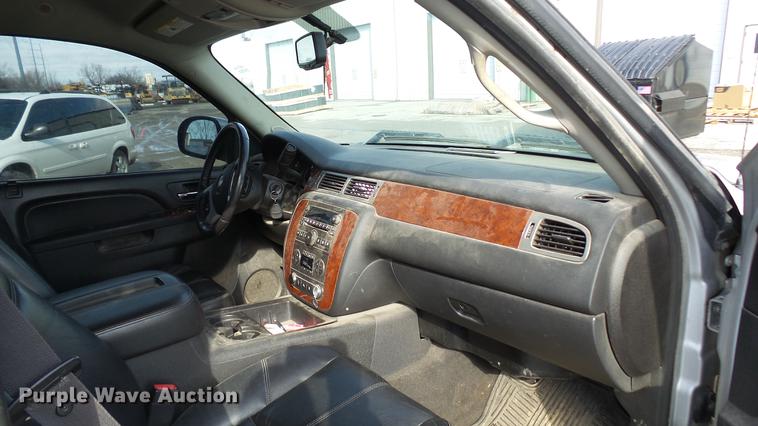 image for item DD9023 2011 Chevrolet Silverado 1500 Crew Cab pickup truck