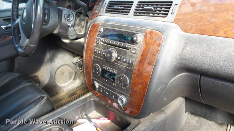 image for item DD9023 2011 Chevrolet Silverado 1500 Crew Cab pickup truck