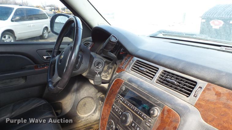 image for item DD9023 2011 Chevrolet Silverado 1500 Crew Cab pickup truck