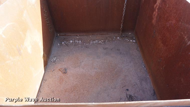 image for item DE3132 (6) dump hoppers