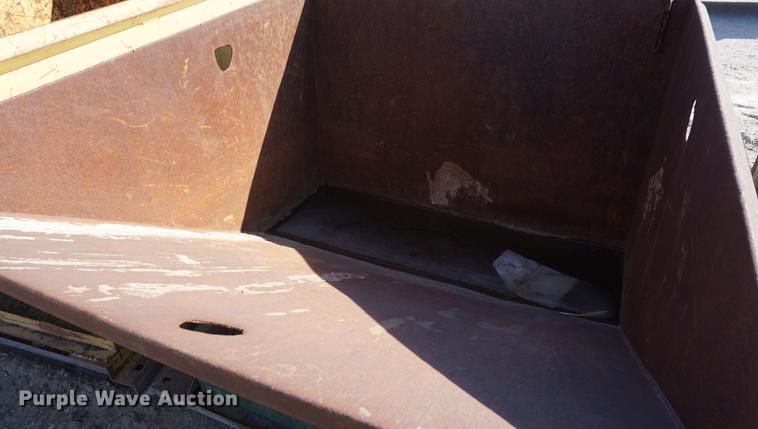 image for item DE3132 (6) dump hoppers