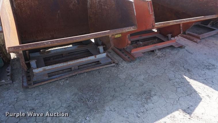 image for item DE3132 (6) dump hoppers