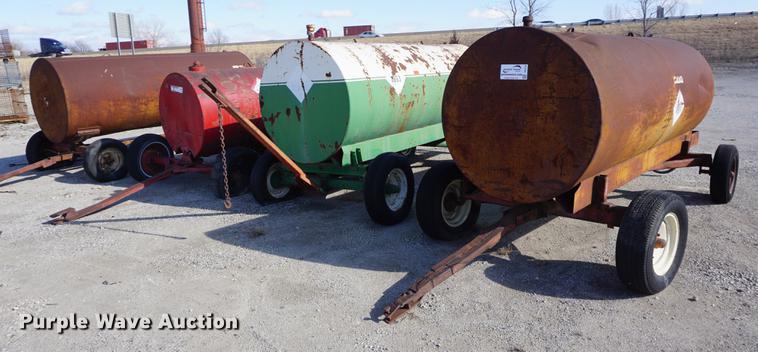 image for item DE3133 (5) fuel tanks