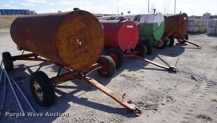 image for item DE3133 (5) fuel tanks