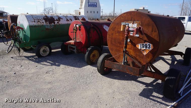 image for item DE3133 (5) fuel tanks