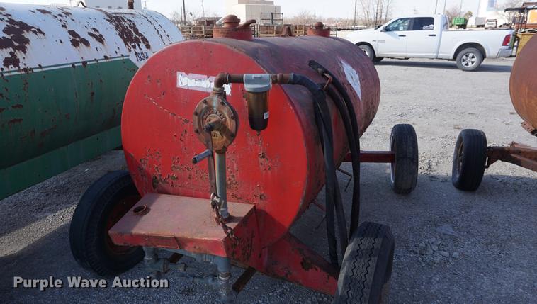 image for item DE3133 (5) fuel tanks