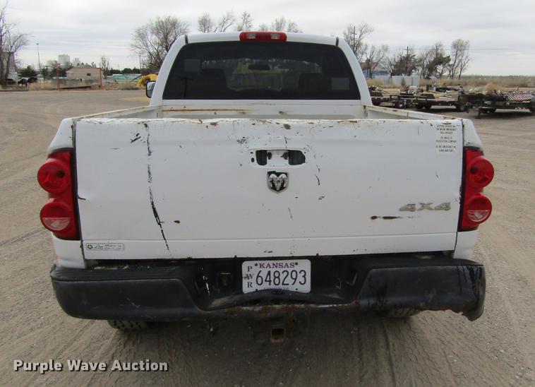 image for item DE6603 2008 Dodge Ram 2500HD Quad Cab pickup truck