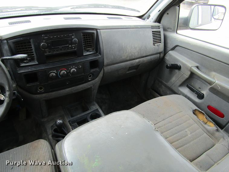 image for item DE6603 2008 Dodge Ram 2500HD Quad Cab pickup truck