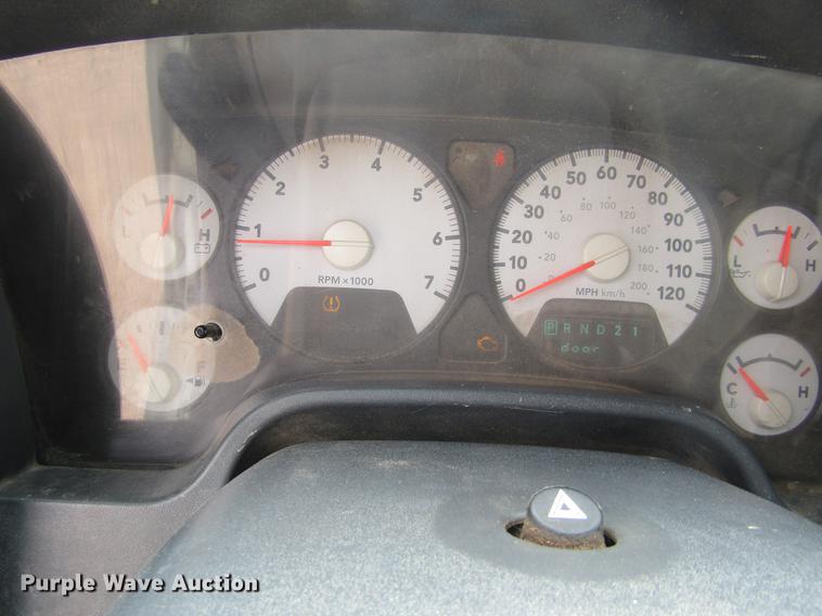 image for item DE6603 2008 Dodge Ram 2500HD Quad Cab pickup truck