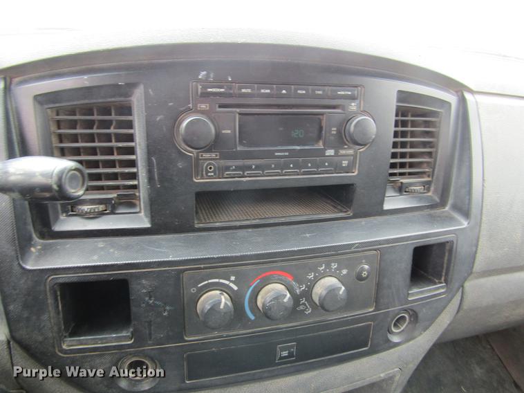 image for item DE6603 2008 Dodge Ram 2500HD Quad Cab pickup truck