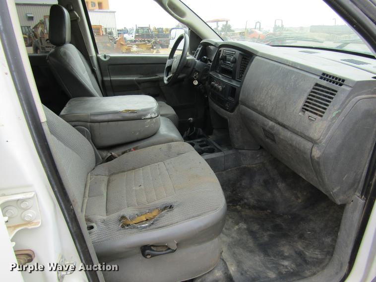 image for item DE6603 2008 Dodge Ram 2500HD Quad Cab pickup truck