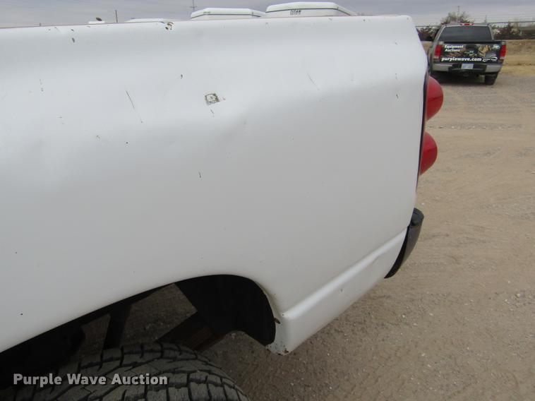 image for item DE6603 2008 Dodge Ram 2500HD Quad Cab pickup truck