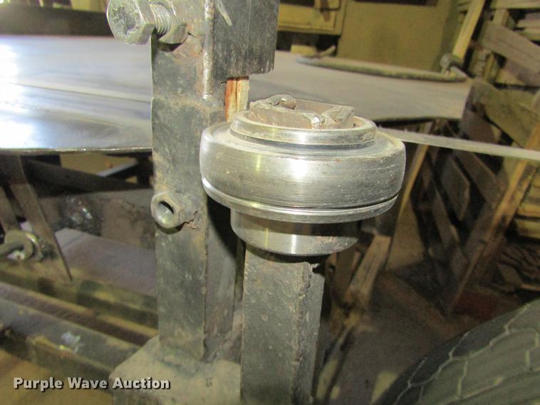 image for item DE6616 Pallet bandsaw