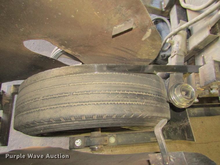 image for item DE6616 Pallet bandsaw