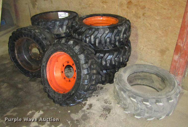 image for item DE6622 (9) tires