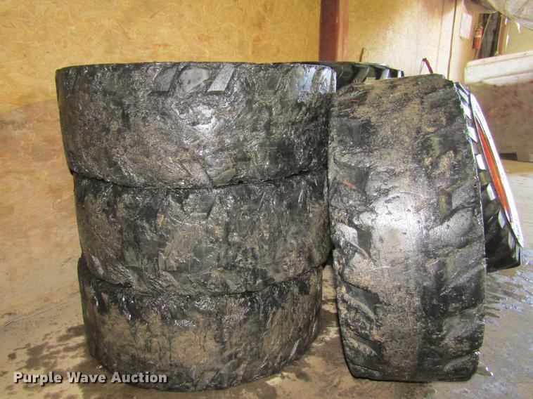 image for item DE6622 (9) tires