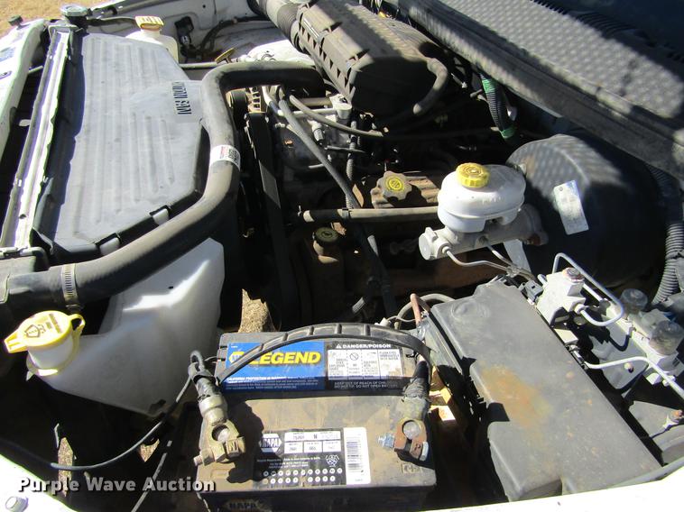 image for item DE6628 2000 Dodge Ram 2500 pickup truck