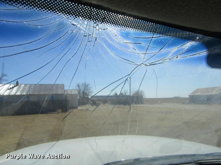 image for item DE6628 2000 Dodge Ram 2500 pickup truck