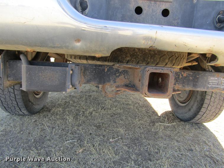 image for item DE6628 2000 Dodge Ram 2500 pickup truck