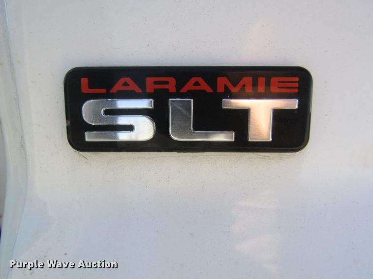 image for item DE6628 2000 Dodge Ram 2500 pickup truck