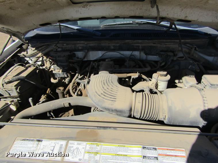 image for item DE6633 1998 Ford F150 XLT SuperCab pickup truck