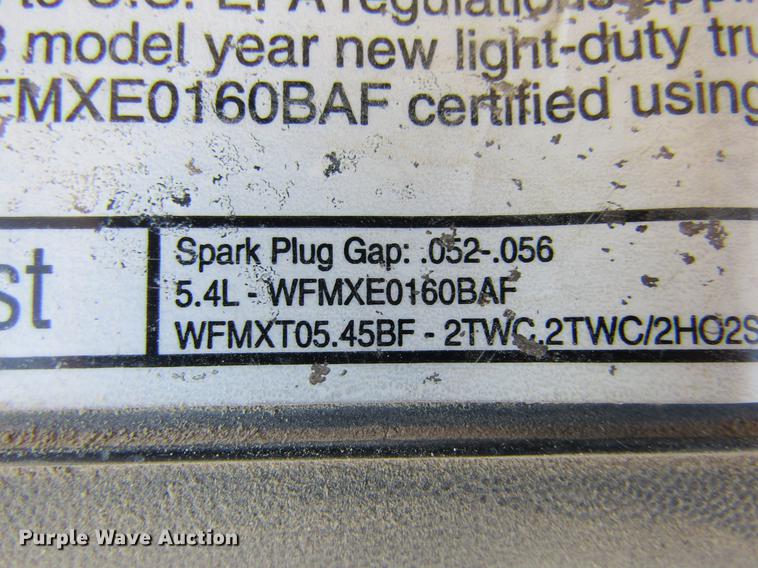 image for item DE6633 1998 Ford F150 XLT SuperCab pickup truck