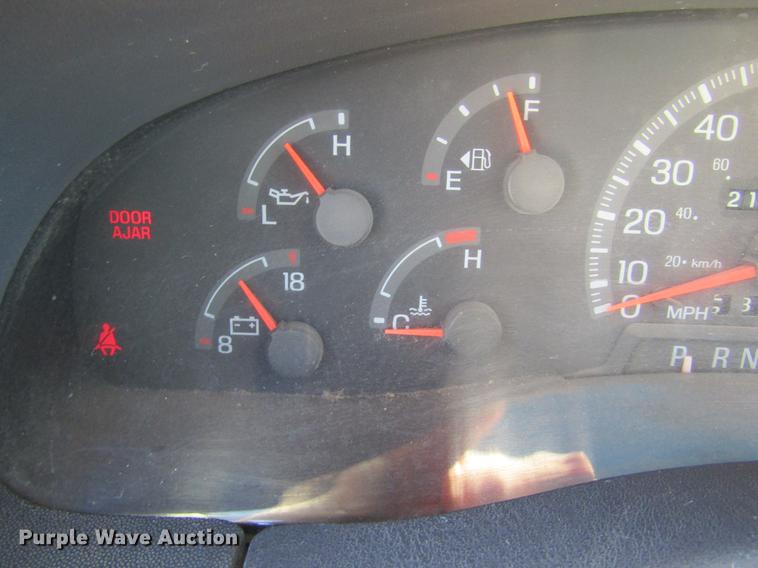 image for item DE6633 1998 Ford F150 XLT SuperCab pickup truck