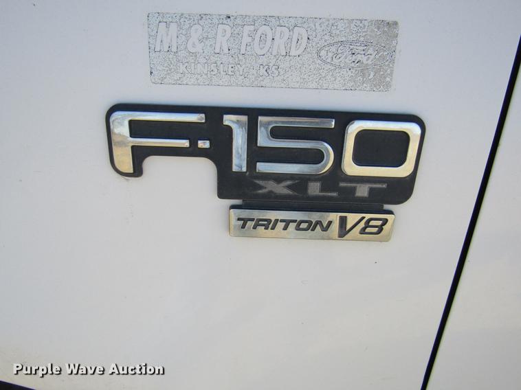 image for item DE6633 1998 Ford F150 XLT SuperCab pickup truck