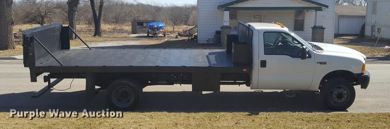 image for item DF3546 1999 Ford F450 Super Duty flatbed truck