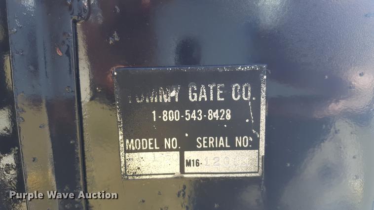 image for item DF3546 1999 Ford F450 Super Duty flatbed truck