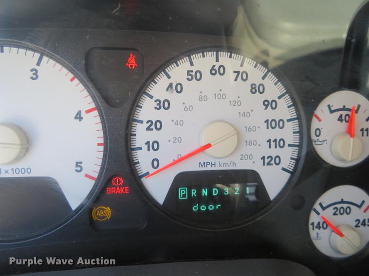 image for item DF9878 2008 Dodge Ram 3500 Quad Cab flatbed pickup truck