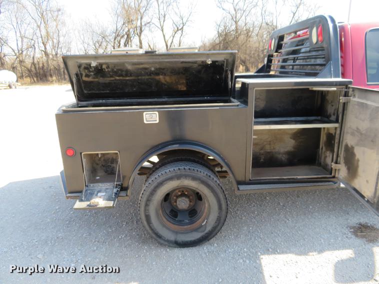 image for item DF9879 2008 Dodge Ram 3500 Quad Cab flatbed pickup truck