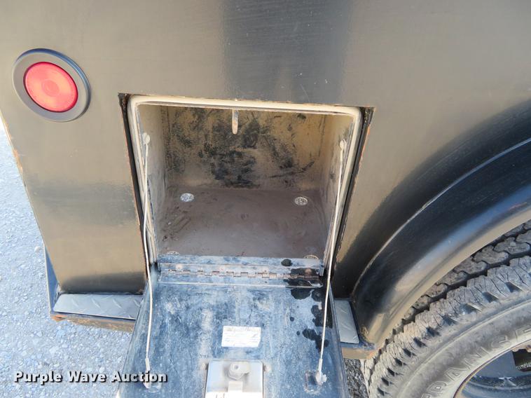 image for item DF9879 2008 Dodge Ram 3500 Quad Cab flatbed pickup truck