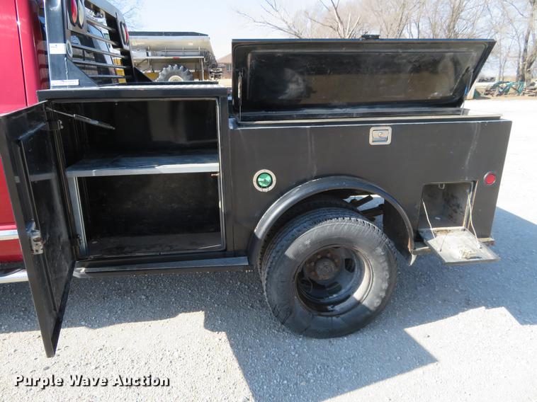 image for item DF9879 2008 Dodge Ram 3500 Quad Cab flatbed pickup truck