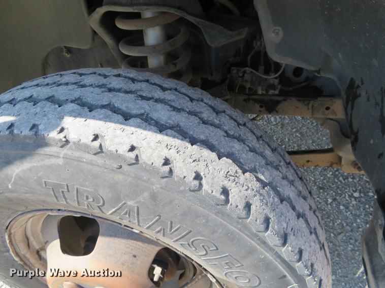 image for item DF9879 2008 Dodge Ram 3500 Quad Cab flatbed pickup truck