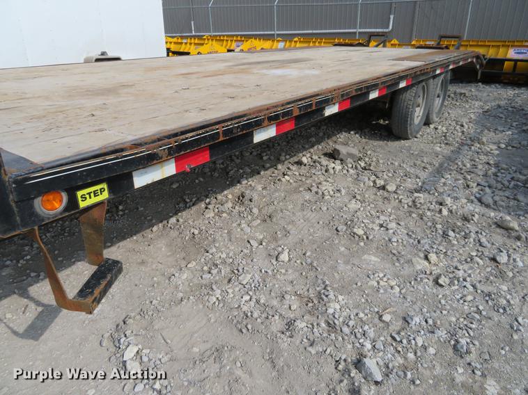 image for item DF9884 2016 Lamar equipment trailer