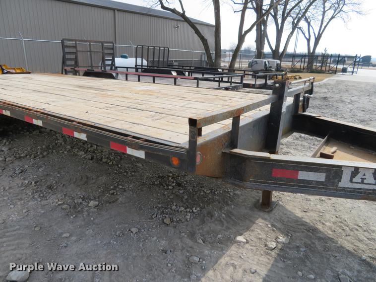 image for item DF9884 2016 Lamar equipment trailer