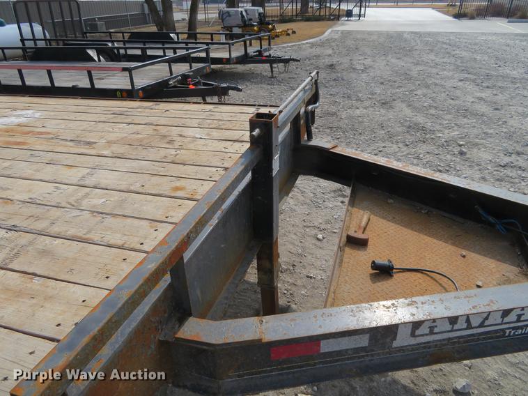 image for item DF9884 2016 Lamar equipment trailer