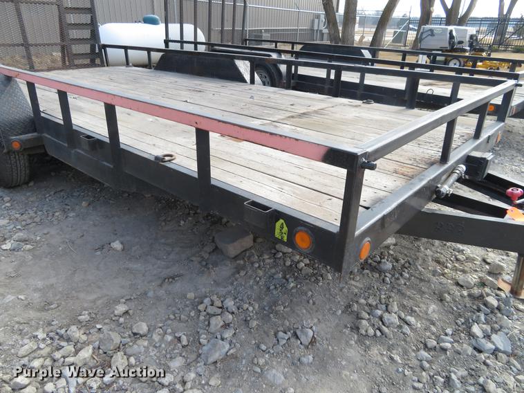 image for item DF9885 2009 Load Trail utility trailer