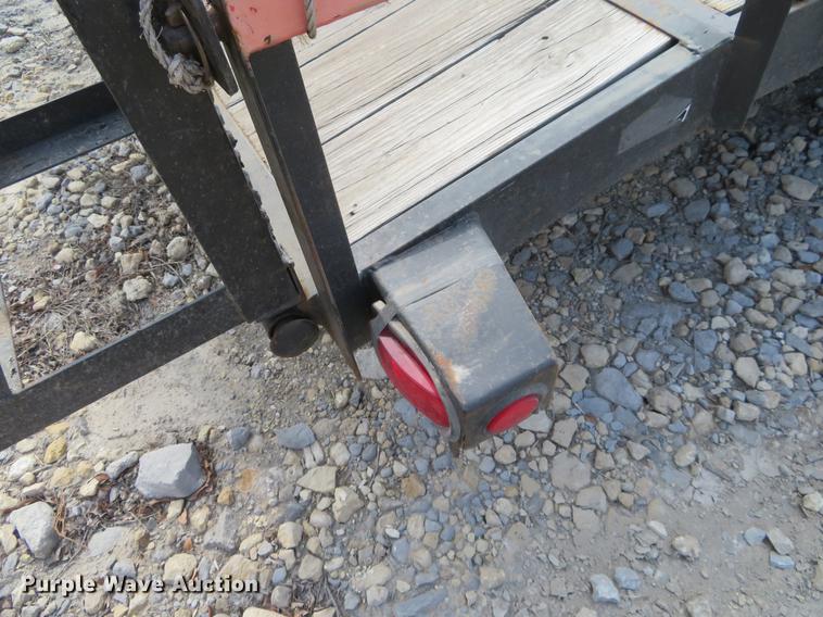 image for item DF9885 2009 Load Trail utility trailer