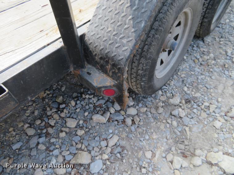 image for item DF9885 2009 Load Trail utility trailer