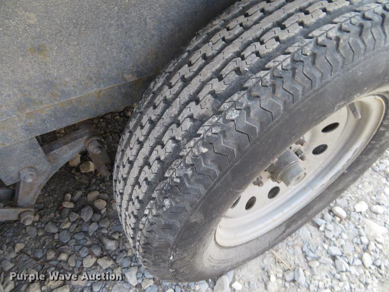 image for item DF9885 2009 Load Trail utility trailer