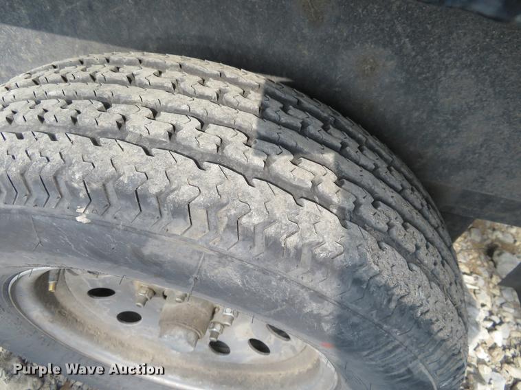 image for item DF9885 2009 Load Trail utility trailer