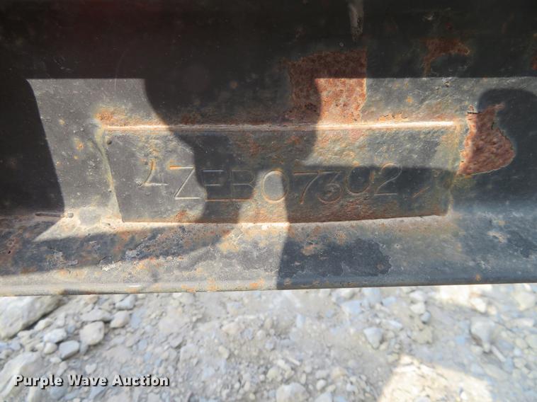 image for item DF9886 2011 Load Trail utility trailer