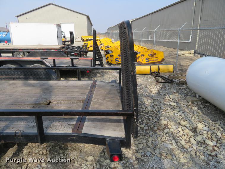 image for item DF9886 2011 Load Trail utility trailer