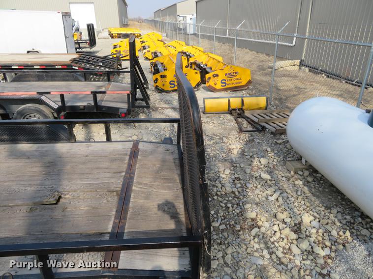 image for item DF9886 2011 Load Trail utility trailer