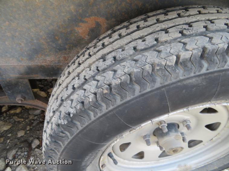 image for item DF9886 2011 Load Trail utility trailer