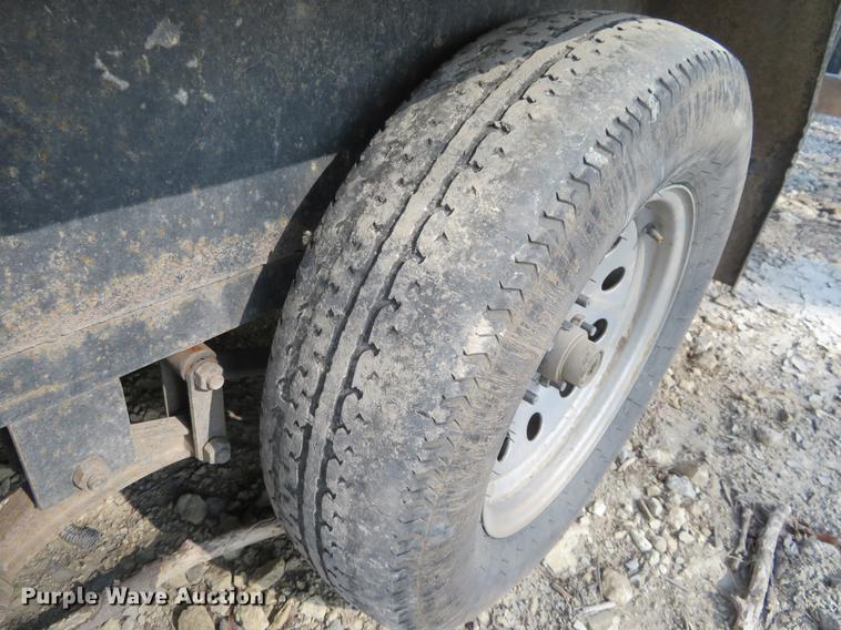 image for item DF9886 2011 Load Trail utility trailer