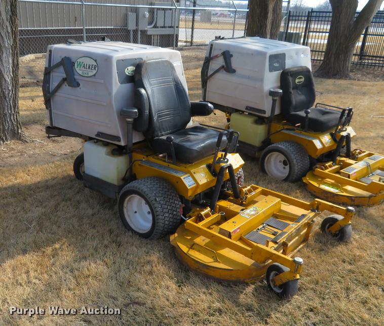 image for item DF9887 Walker MTGHS ZTR lawn mower