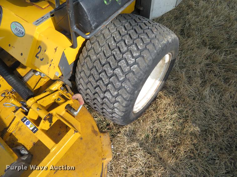 image for item DF9887 Walker MTGHS ZTR lawn mower